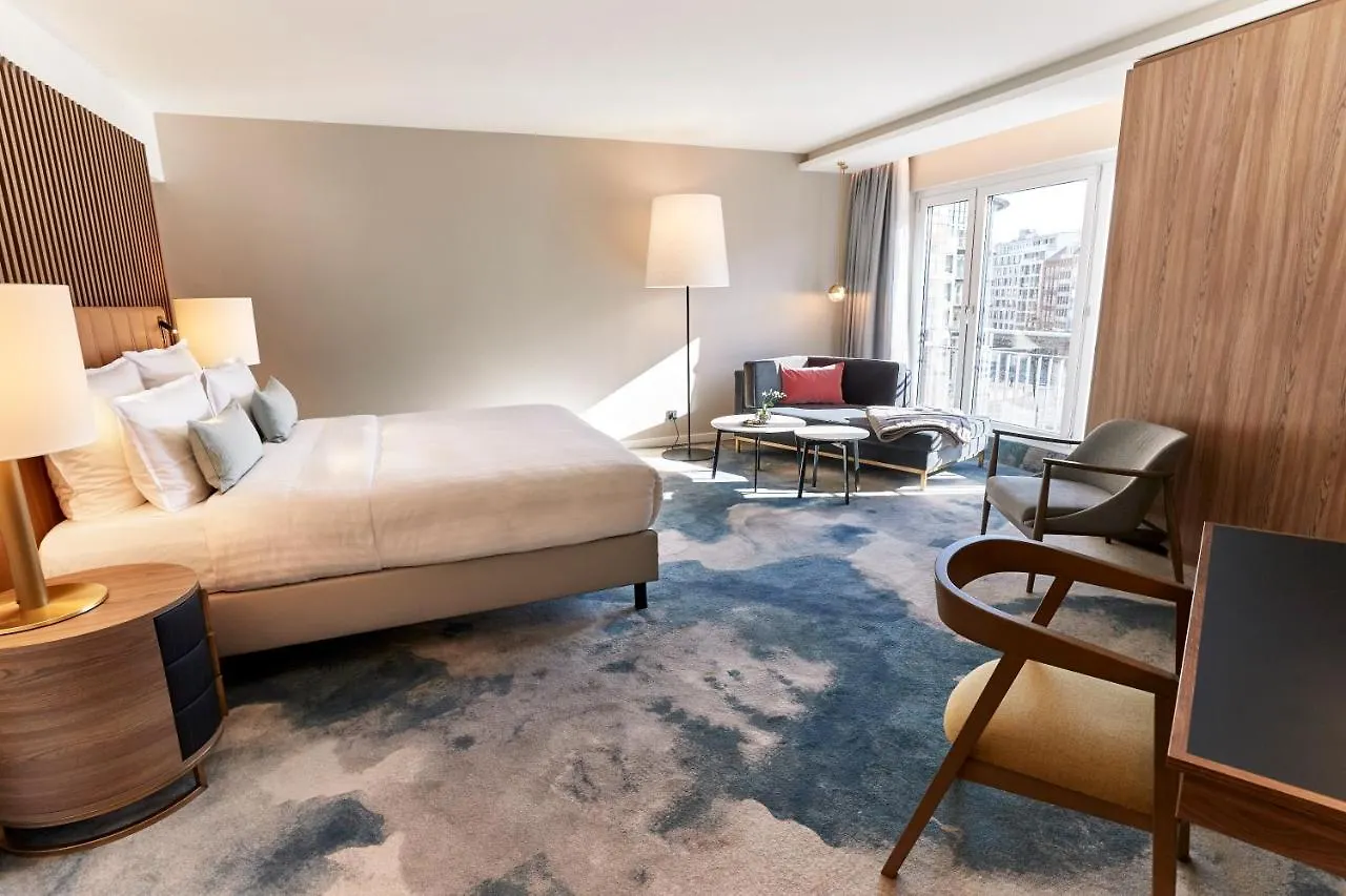 Steigenberger Hotel Hamburg 5*,