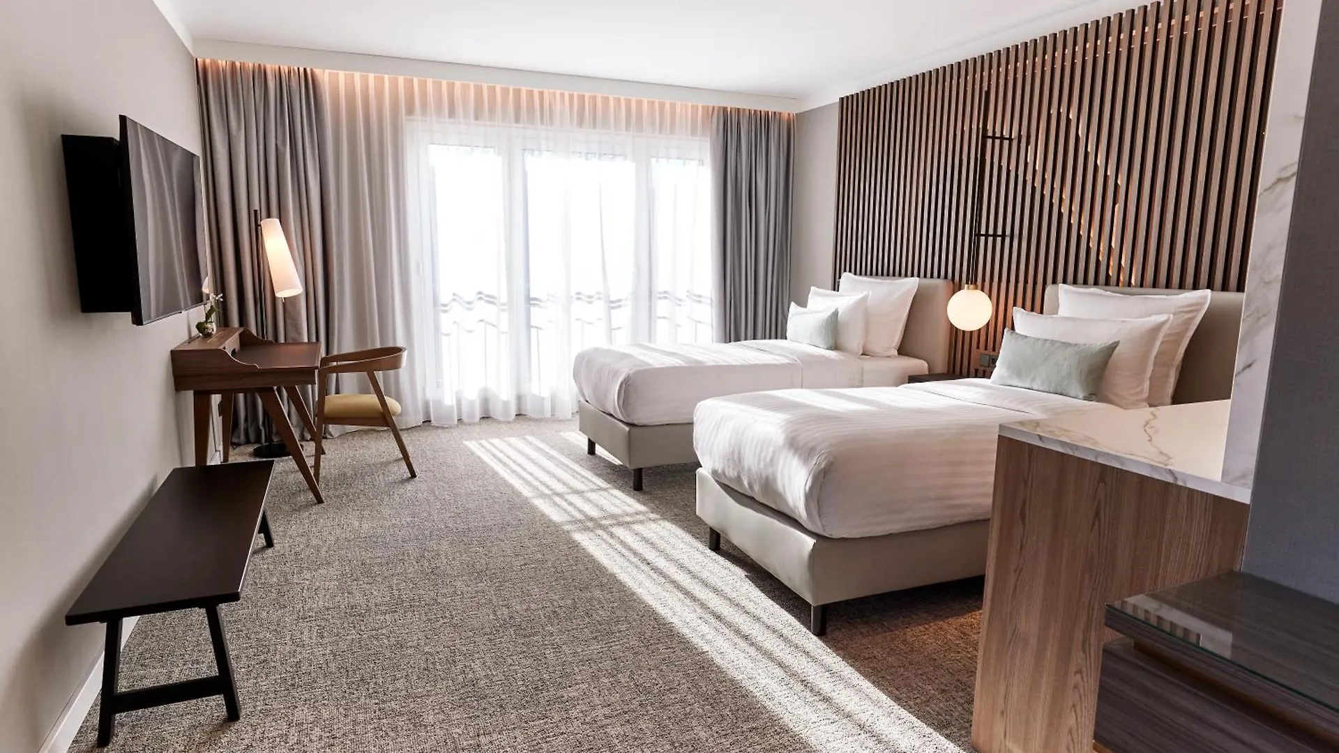 Steigenberger Hotel Hamburg 5*,  Almanya